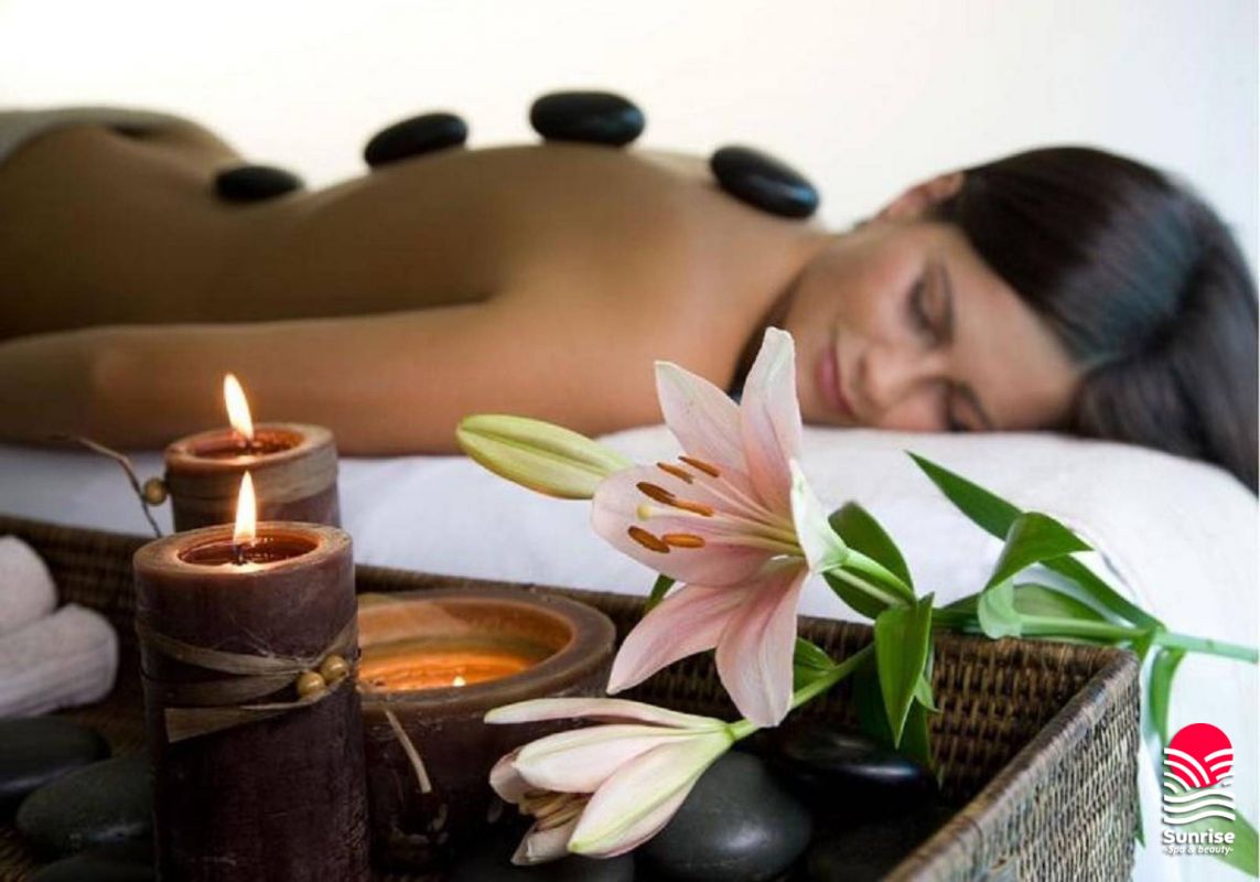 Массаж горячими камнями